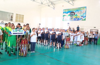 Навои принимал зональный этап «Парламентских игр»