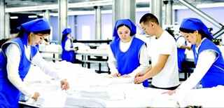 Меҳр ва бахт қўрғони фаришталари