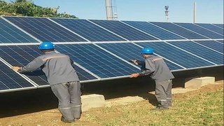 На Мубарекском газоперерабатывающем заводе устанавливаются солнечная электростанция и солнечные водонагреватели