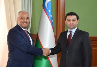 Глава МИД Узбекистана принял Посла Омана