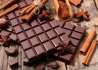 Ученые признали шоколад средством борьбы с болезнью Альцгеймера