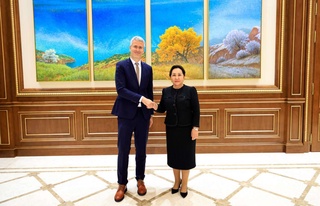 Senatda «Better Cotton Initiative» delegatsiyasi bilan uchrashuv bo‘lib o‘tdi