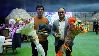 “Рангсиз тушлар” фильми ижодкорлари Бангладешда тақдирланди