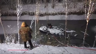 ФВВ қутқарувчилари томонидан каналга тушиб кетган автомобил олиб чиқилди