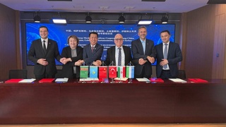 Открыт новый альтернативный транспортный коридор Китай - Европа, пролегающий через Узбекистан