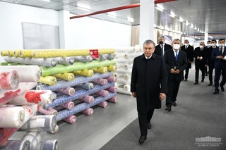 President visits a new textile company