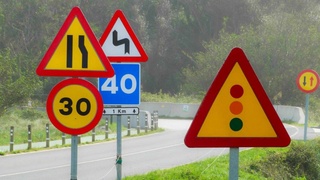 В Узбекистане утверждены новые Правила дорожного движения