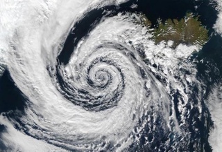 Хитойга “Доксури” тўфони ёпирилди