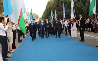 “Уч авлод учрашуви” элчилар нигоҳида