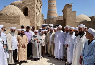 Паломники из Турции посетили Хиву и Бухару