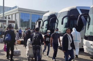 Навбатдаги махсус поезд рейси орқали мингга яқин юртдошимиз Россиядан олиб келинди
