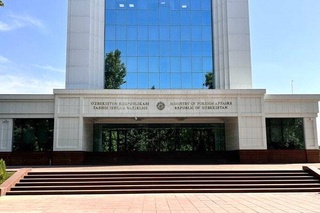 МИД Узбекистана предупредил граждан о новых условиях въезда в Казахстан