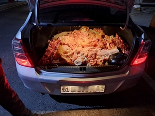 Avtomobilda olib o'tilayotgan 500 kg yaroqsiz go'sht mahsulotlari yo'q qilindi