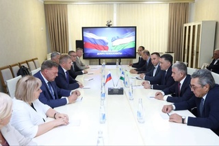 Узбекистан и Россия расширяют сотрудничество в сфере туризма