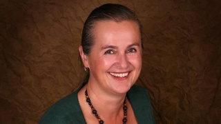 Emlanishdan bosh tortgan chexiyalik xonanda koronavirusdan vafot etdi