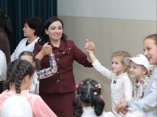 Soliqchilar mehr ulashdi