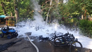 Тошкентда электросамокатлар ёниб кетди