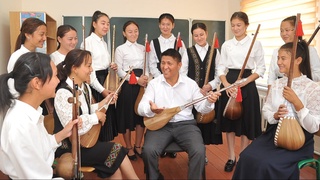 Dostonlarda birdamlashgan yurt