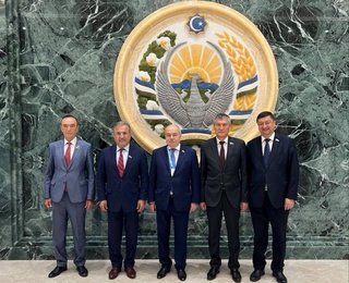 Обсуждены актуальные вопросы межпарламентского взаимодействия Узбекистана и России