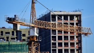 Toshkentda 800 nafar fuqaroga 209,2 mlrd soʻm zarar yetkazgan ikki MCHJ mansabdoriga nisbatan jinoyat ishi qoʻzgʻatildi