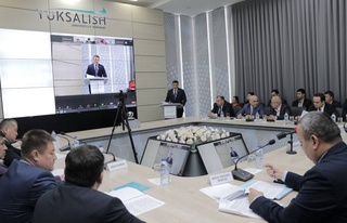 1 ноябрь ҳолатига Давлат дастуридаги 7 та, ҳудудий дастурлардаги 104 та вазифалар бажарилмаган