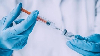 В Минздраве рассказали о том, нужно ли получать вакцину при наличии большого количества антител в организме