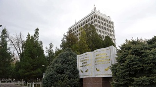 Энг кўп даромад кўрган олий таълим муассасалари рўйхати эълон қилинди