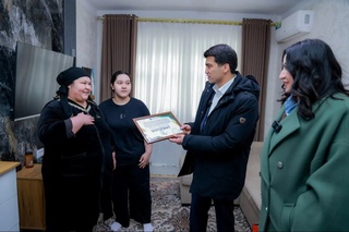 100 nafar tozalik posboni farzandlarining kontrakt toʻlovi toʻlab berildi