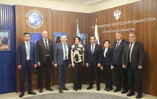 Се муассисаи таълими олии Ўзбекистон бо Донишгоҳи давлатии нафту техникии Уфа меморандум имзо кард