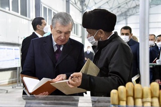 Shavkat Mirziyoyev: This enterprise is the revival of historical traditions at the industrial level