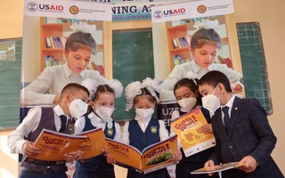 USAID предоставило более 385 тысяч учебников для улучшения результатов обучения учащихся в Узбекистане