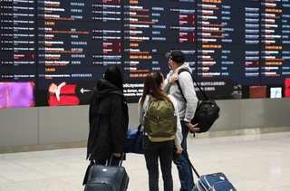 Сохта медсправка билан Россияга борган ўзбекистонликлар аэропортда қолиб кетишди