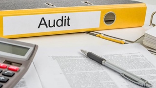 Qashqadaryodagi ta’lim dargohlarida 1,6 mlrd so‘m o‘zlashtirilgani aniqlandi