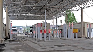 Пункт пропуска «Дустлик» в Андижанской области временно закроют для автотранспорта