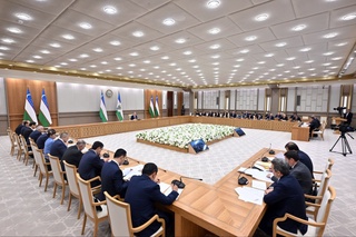 Айрим “уддабурон”ларнинг пахта “спекуляцияси” билан шуғулланаётгани танқид қилинди