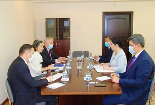 Ombudsman Evropa Ittifoqining O'zbekistondagi elchisi SHarlott Adrianni qabul qildi