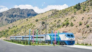 Жизнь кипит там, где курсируют поезда 