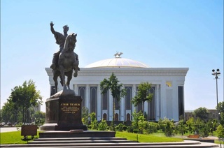 В Узбекистане широко отметят 690-летие со дня рождения Сахибкирана Амира Темура