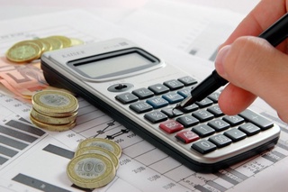 Tadbirkorga 2,7 milliard so'm to'lab beriladi