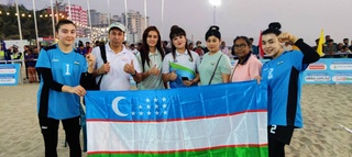 Бангладеш мизбони мусобиқаи байналмилалии волейболи соҳилӣ мебошад