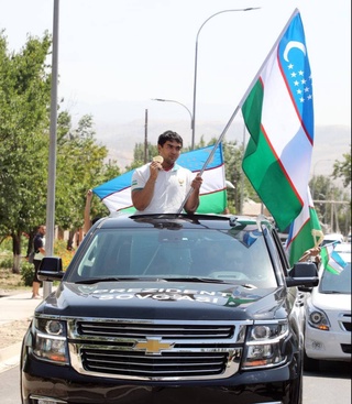 Юрт шаънини шарафлаган чемпион