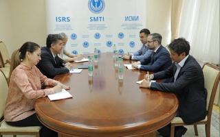 Дар ДТСБ бо роҳбарияти Фонди Эберт вохӯрӣ барпо гардид