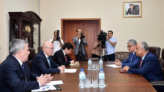 Ўзбекистон Республикаси ташқи ишлар вазири ўринбосари Ўмон Элчисини қабул қилди