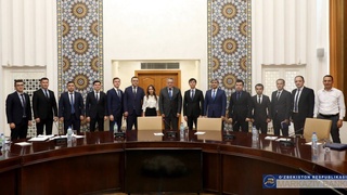 The Chairman of the Central Bank met with the fellows of the El-Yurt Umidi Foundation