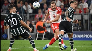 «Красные» растерзали «красных дьяволов» в черных футболках