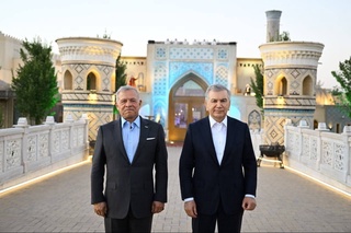 Олий мартабали меҳмонга Ўзбекистоннинг бой тарихий ва маданий мероси намойиш этилди
