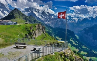 Швейцария готовит референдум о границе численности населения