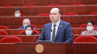 Ўзбекистон ва Венгрия Конституциялари