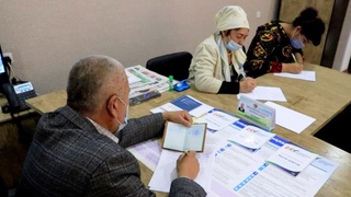 Фуқаролар муддатидан олдин овоз бериш ҳуқуқидан фаол фойдаланяпти