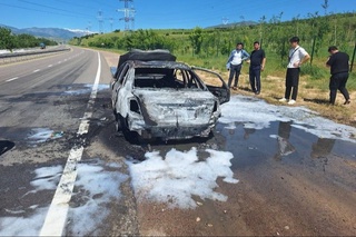 Бўстонлиқ туманида автоуловнинг ёниб кетиши сабаби маълум қилинди